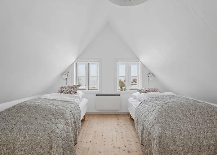 Active Close To And Safari Park * Bandholm